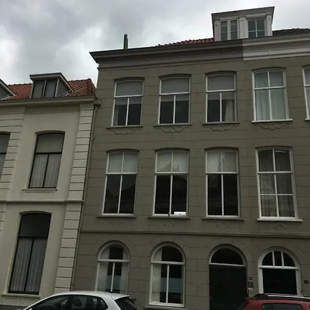 Appartementen In Historisch Centrum דירה *